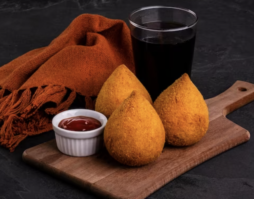 Receita da minha mãe para fazer uma coxinha recheada perfeita e saborosa