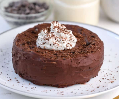 Bolo de chocolate feito com Whey Protein com poucas calorias