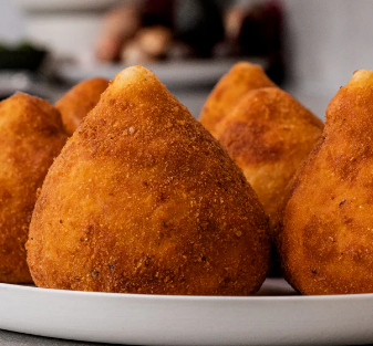 Coxinha: A melhor e mais tradicional receita da internet