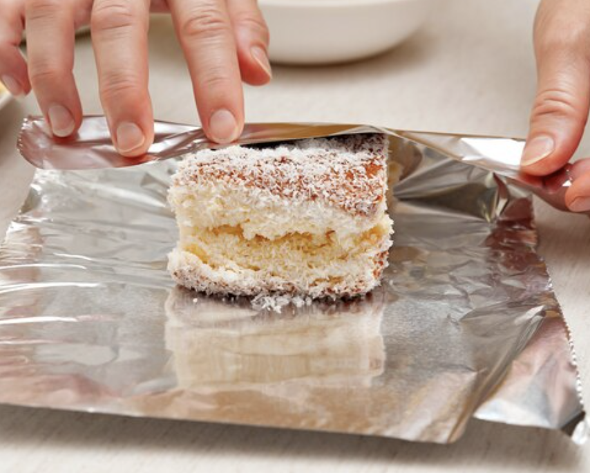 Bolo de coco sem trigo bem molhadinho com todos os segredos