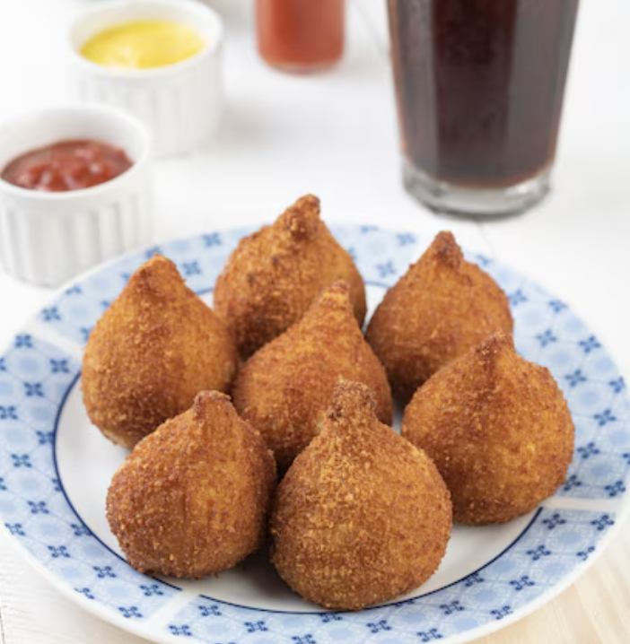 Receita da minha mãe para fazer uma coxinha recheada perfeita e saborosa