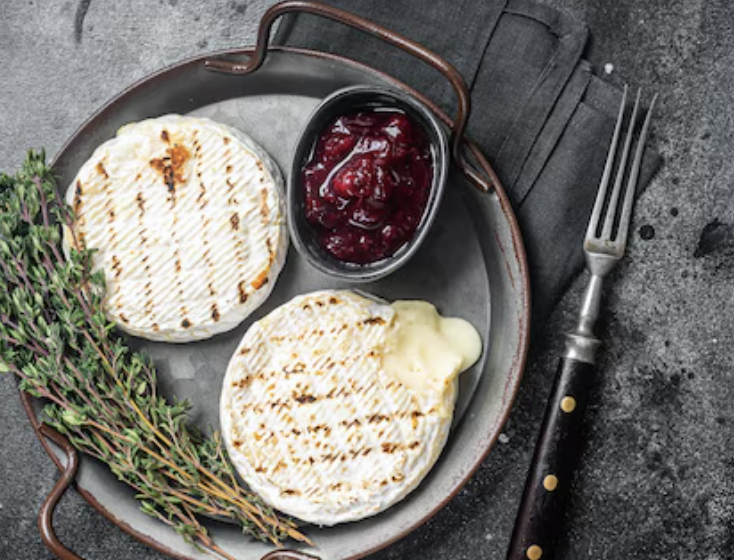 Queijo camembert na air fryer